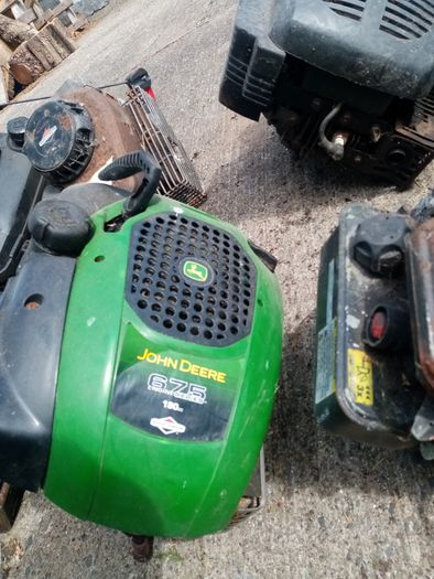 Lawnmower engines for sale
