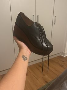 Woman Shoes