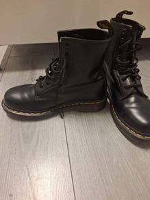 Doc Martens size 5