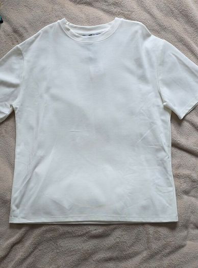 New T-Shirt, S