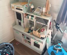 Play Kitchen