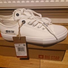Women's leather sneakers white