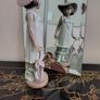 Vintage (1990) NAO By Lladro "April Showers" #1126. Damaged. Image 2