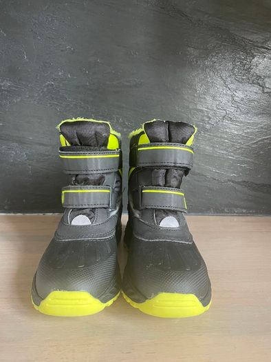 Kids Winter boots size 32/1