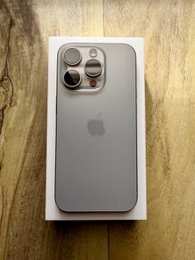Apple iPhone 15 Pro 256GB Natural Titanium