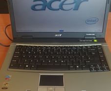 Laptop Acer TravelMate2420