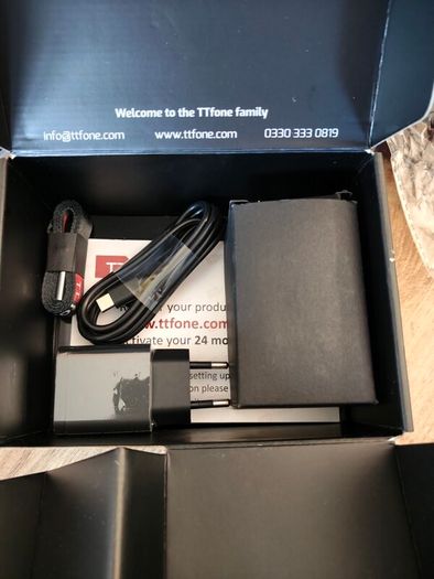 TT Phone 4G android like new. box. warranty. invoice