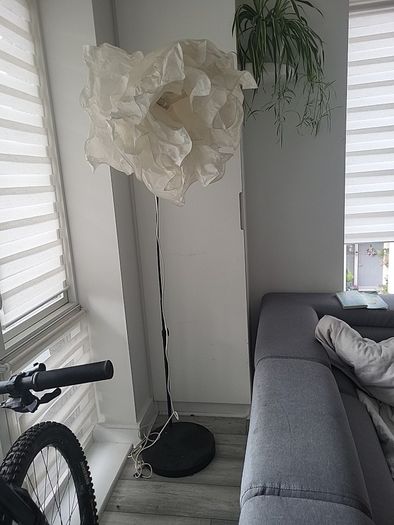 Floor lamp