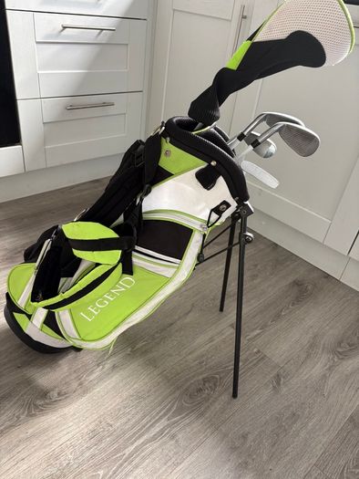 Junior golf clubs