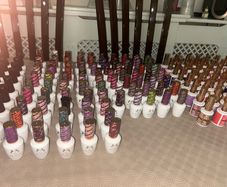 gel polish & nail varnish