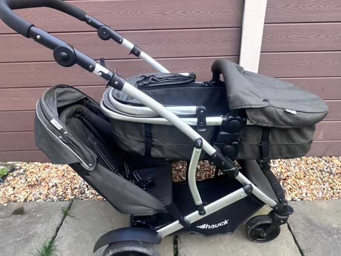 Hauck double buggy