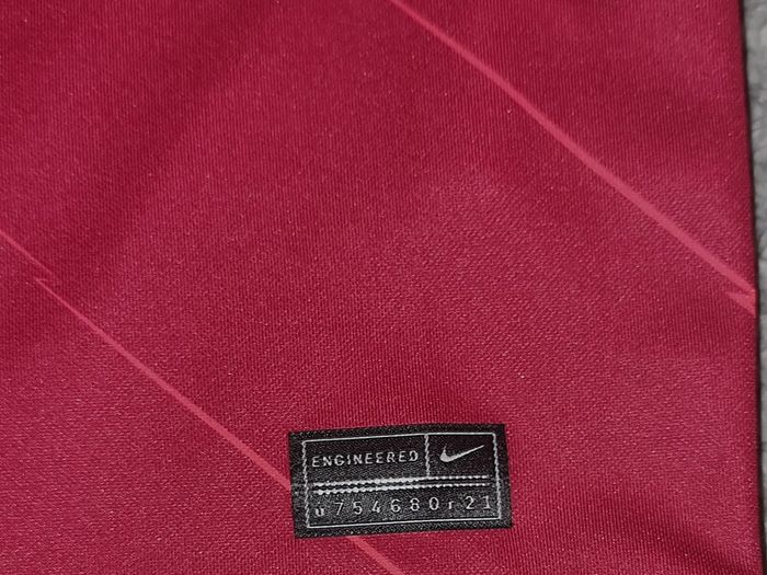 Liverpool Home Jersey - 21/22 Season Genuine Youth Large (10 to 12)