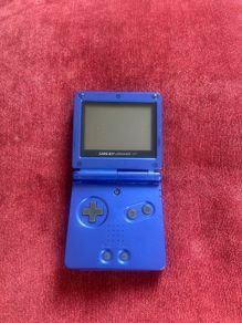 Game boy advance sp with official case and other bits open to offers