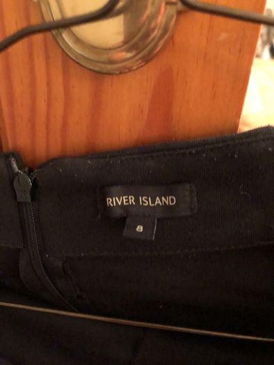 River island size 8 shorts