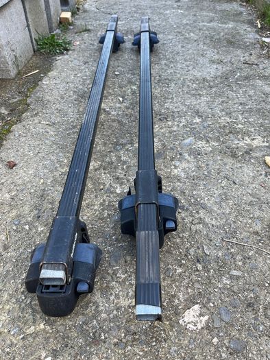 Halfords Roof Bars for Raised Rails