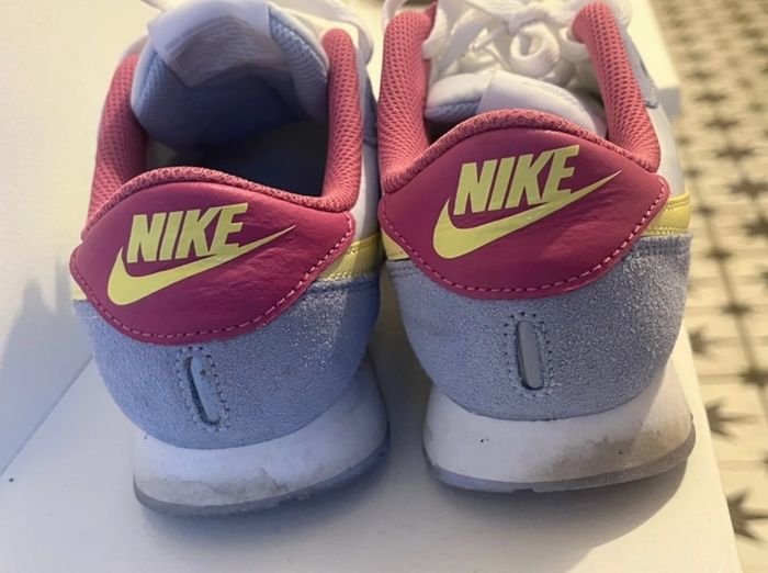 Nike MD Valiant Runners