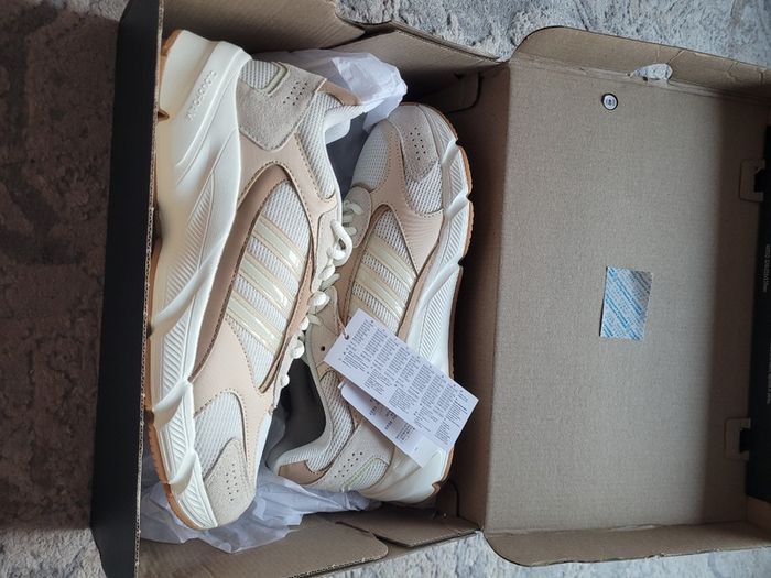 Adidas trainers UK7