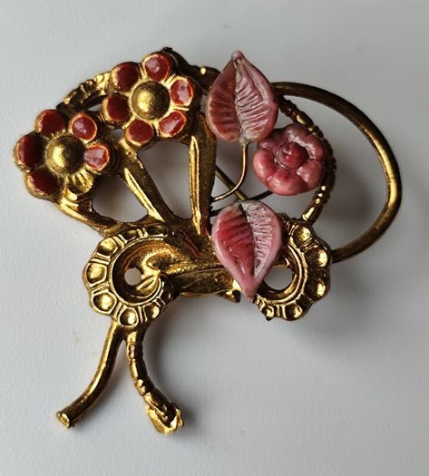 Vintage Floral Brooch 1940s