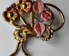 Vintage Floral Brooch 1940s