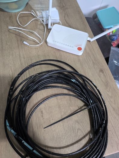Gemtek WLTGG-123 LTE Kit & Router