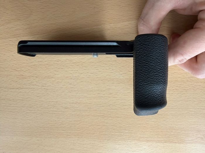 Genuine Fujifilm MHG-XT Metal Hand Grip for X-T1