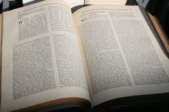 The Book of Common Prayer, and administration of the sacraments, and other rites and ceremonies of the church.1840