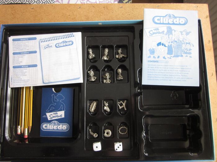 The Simpsons Cluedo Board Game 2001