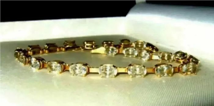 Vintage Hallmarked 14ct Gold Tennis Bracelet