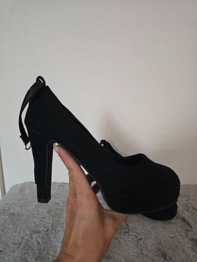 woman shoes new