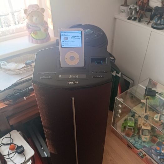 Philips DC570 Tower Speaker System