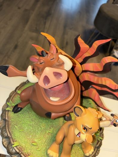 Rare lion king musical figurine