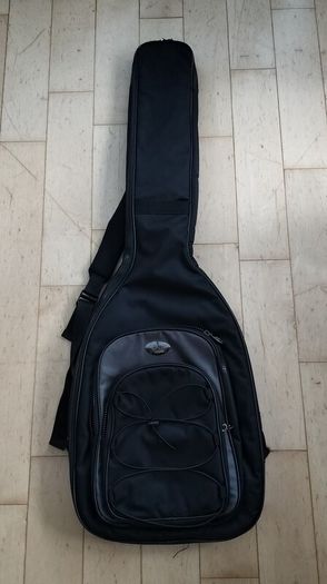 Bass guitar case