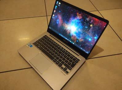 Asus ZenBook Silver DDR4 SSD Microsoft Office Pro 2024