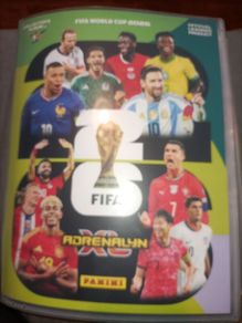 Panini World Cup 2026 binder almost full + extra cards