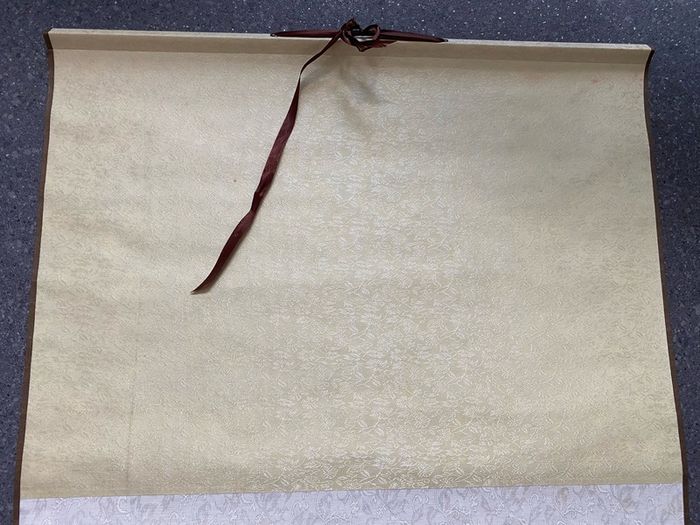 Vintage Chinese Traditional Scroll Watercolor Painting Birds Silk
