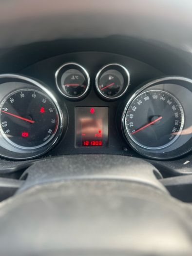 2012 Opel Insignia 1.4L petrol