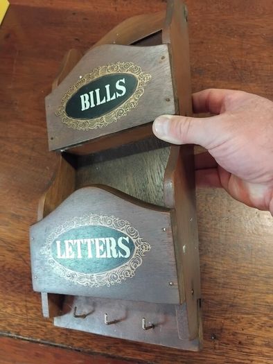 Letter and Key Holder