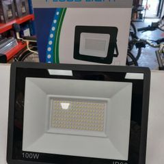 100 Watt Spot Light LED Brand New in Box.