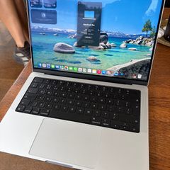 Apple Macbook Pro M3 14" 36GB