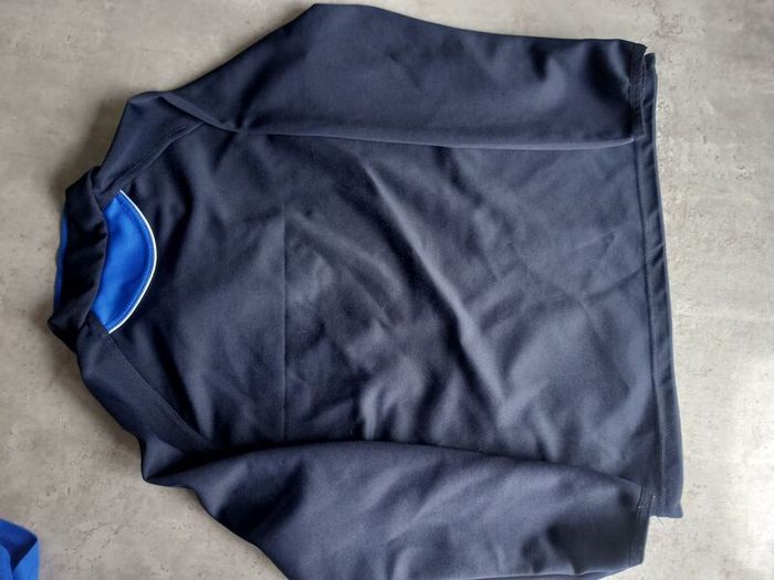 school uniform at MacDara's CC