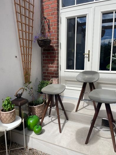 Stools kitchen designer
