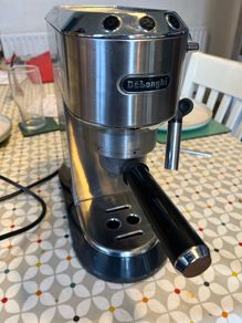 DeLonghi Dedica EC680M Espresso Machine faulty/spares or repairs