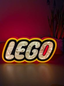 LEGO Minifigure 3D Lightbox