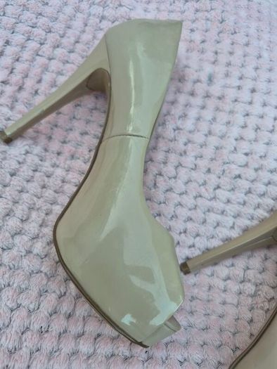 Heels Shoes