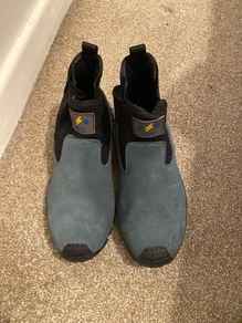 Safety work shoes(Brand  New)