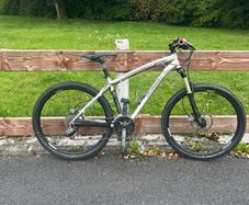 Specialized rockhopper mtb