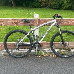 Specialized rockhopper mtb