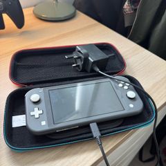 Nintendo Switch Lite | Grey