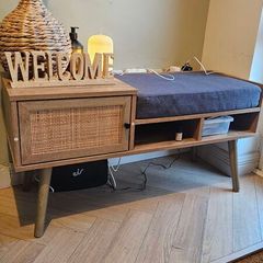 Hallway storage bench