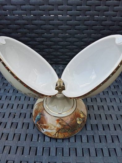 Jewel of the Garden Collectible Egg